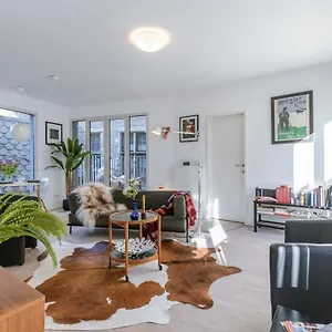  Appartement Huswell - '2katelijne' In Centre Of België